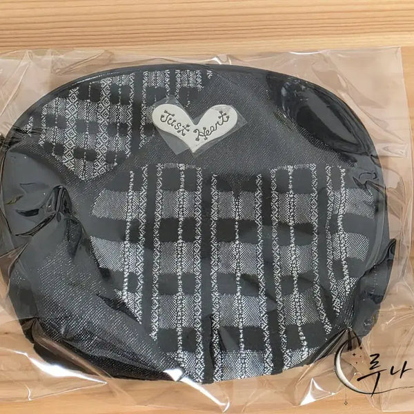 [BUNJANG] Think Bee! Pouch / 일본브랜드 Think Bee! 파우치(tag없음)