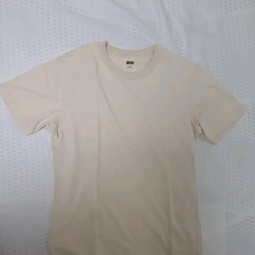 [BUNJANG] Uniqlo Crewneck T-Shirt (M) / 유니클로 크루넥 티셔츠 M
