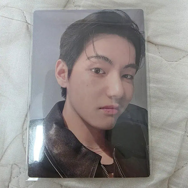 [BUNJANG] BTS V 2025 ARMY Membership Photocard / 방탄소년단 bts 2025 아미 멤버십 뷔 태형 포카