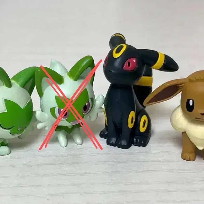 [BUNJANG] Eeveelutions Umbreon, Eevee, Skitty, Meowth "Good Night" Figure Bundle Set / 일괄) 포켓몬 블래키 이브이 나오하 냐오하 피규어 이브이즈 잘자요