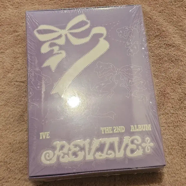 [BUNJANG] IVE Love Dive (Revive+) Version Photocard Set Sealed / 아이브 리바이브+ 러브드아이브 버전 미개봉
