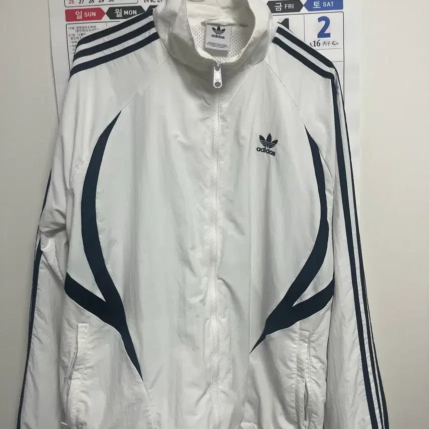 [BUNJANG] Adidas Archive Windbreaker Jacket (Size L/100) / 아디다스 아카이브 바람막이 L(100)급처