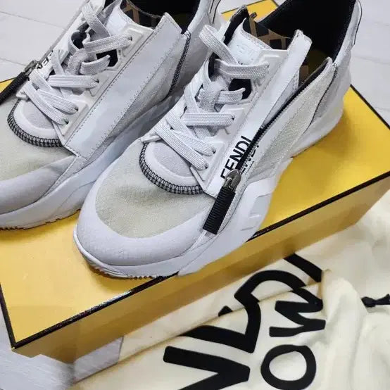 [BUNJANG] Fendi Flow Sneakers / 펜디 플로우 스니커즈 37.5