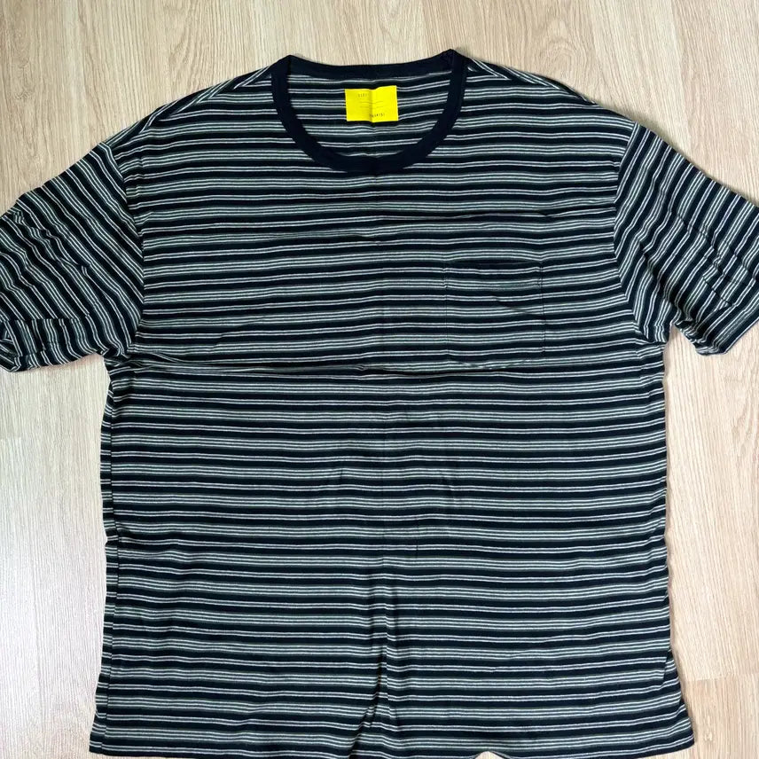 [BUNJANG] Khakis Border T-Shirt / Khakis 보더 티셔츠
