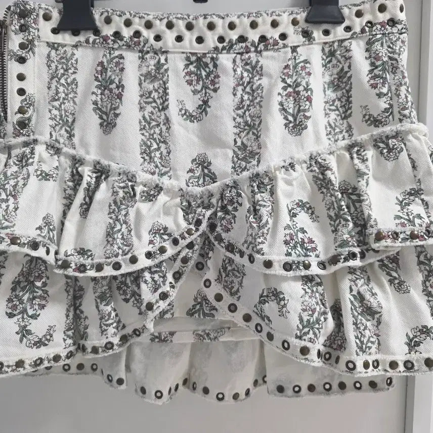 [BUNJANG] Isabel Marant Studded Floral Frill Mini Skirt / 이자벨마랑 스터드 플로럴 프릴 미니스커트 36
