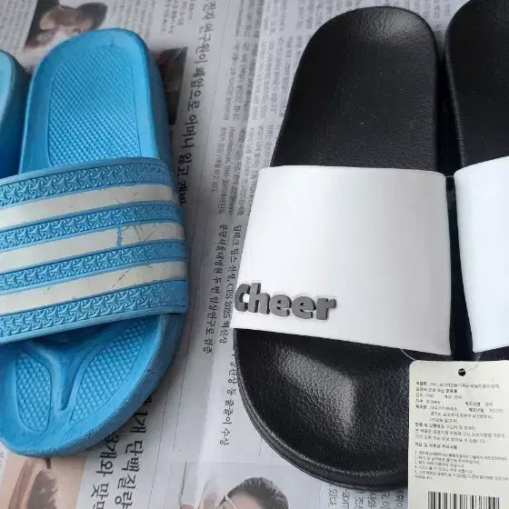 [BUNJANG] Set of 2 Pairs of Slippers (Unused Size 240, Used Size 250) / 슬리퍼 2개 일괄 240 (미사용)  ,250