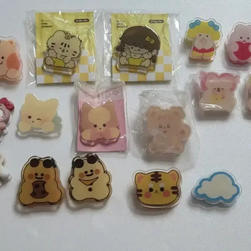 [BUNJANG] Acrylic Clip, Pin Button, Pin Badge / (새상품) 다꾸 문구 아크릴집게 핀버튼 핀뱃지 판매
