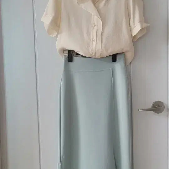 [BUNJANG] Mint Slit Long Skirt / 민트색 스커트