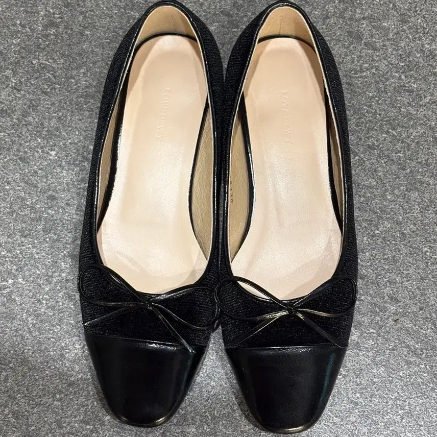 [BUNJANG] Love Dewey Ribbon Flat Shoes Suede / 정가19만원/ 러브듀이 리본 플랫슈즈