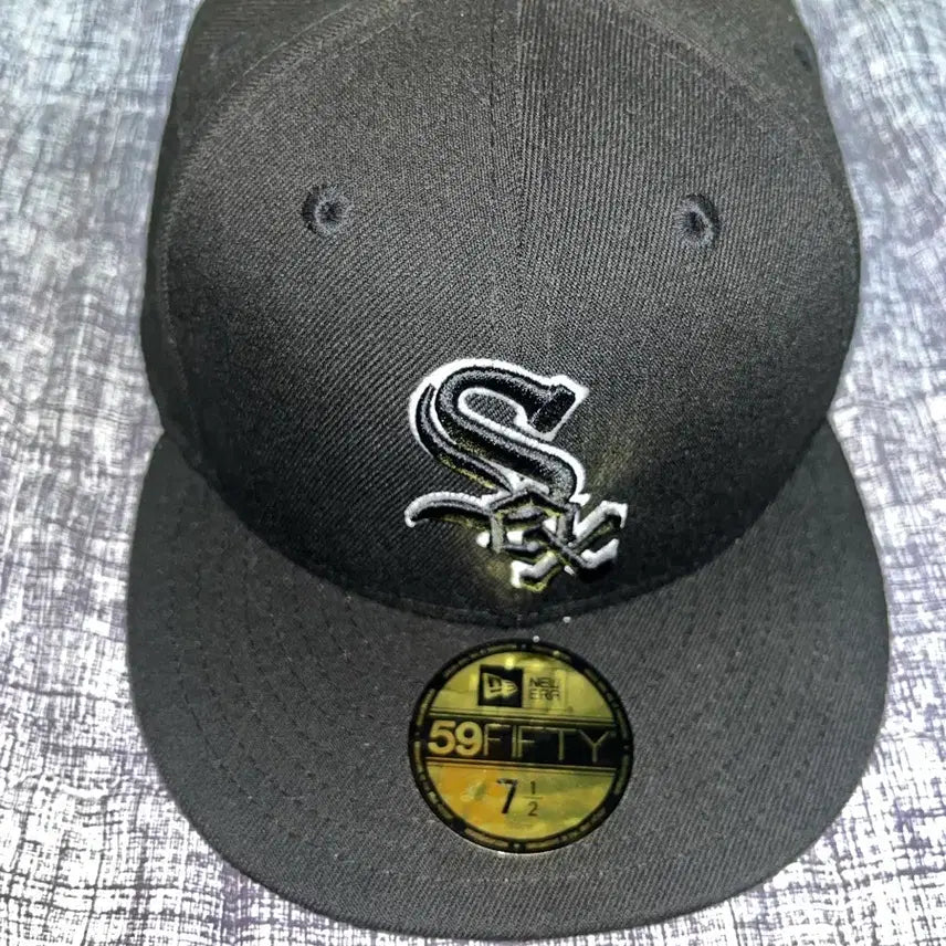 [BUNJANG] New Era Chicago White Sox Flat Brim Cap / 뉴에라 화이트삭스 일자챙