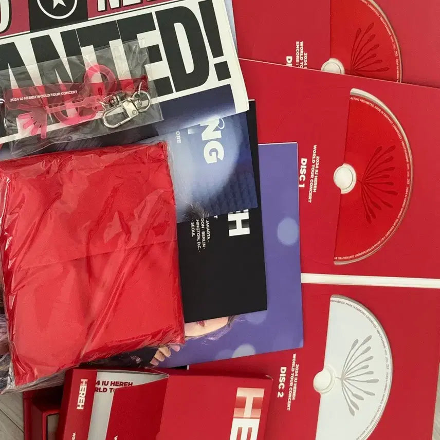 [BUNJANG] IU The Winning World Tour Concert 'Hereh' Blu-ray Set / 아이유 IU 더위닝 HEREH 월드투어 콘서트 헐콘 블루레이 세트