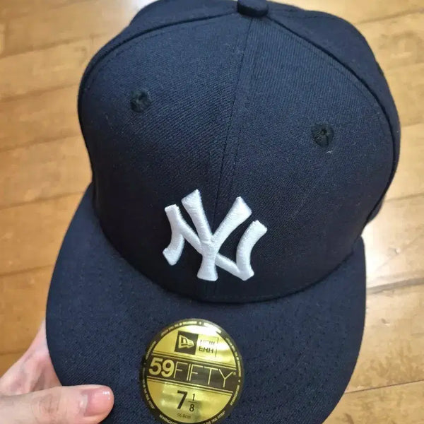 [BUNJANG] MLB Authentic New York Yankees Fitted Cap Navy Size 7 1/8 / MLB 어센틱 뉴욕 양키스 피티드캡 네이비 718사이즈
