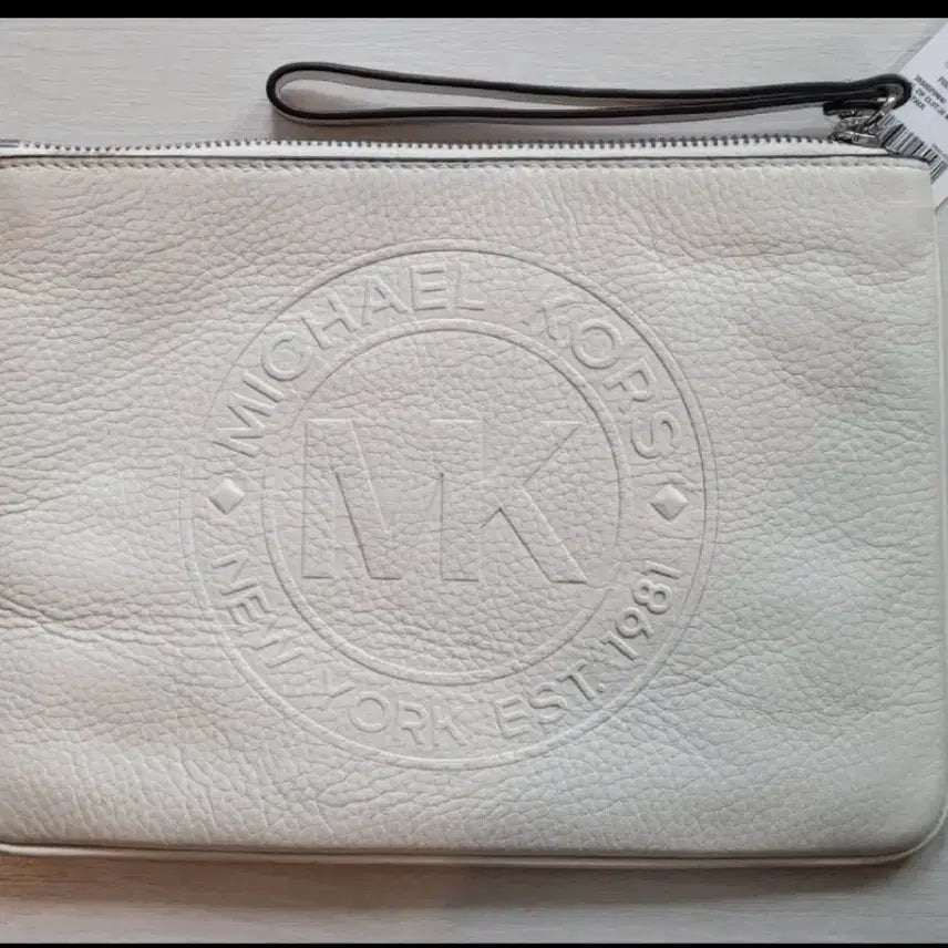 [BUNJANG] Michael Kors Authentic White Leather Clutch Bag / 마이클코어스 정품 화이트 클러치백(무료배송)!!!