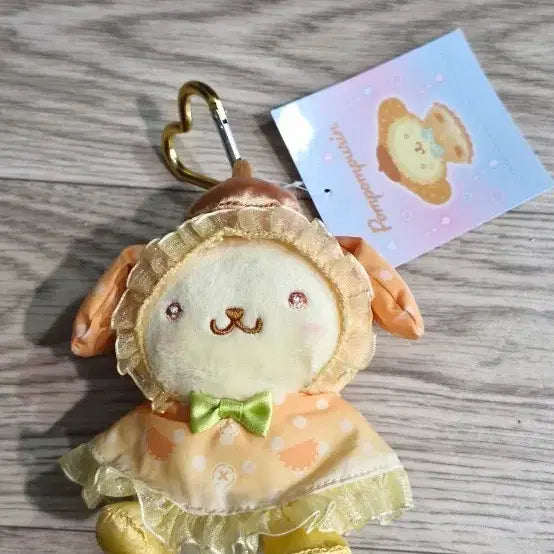 [BUNJANG] Sanrio Sweet Train Pompompurin Raincoat Doll Charm / 2026 산리오 스위트레인 레인코트 우비 폼폼푸린 인형 키링