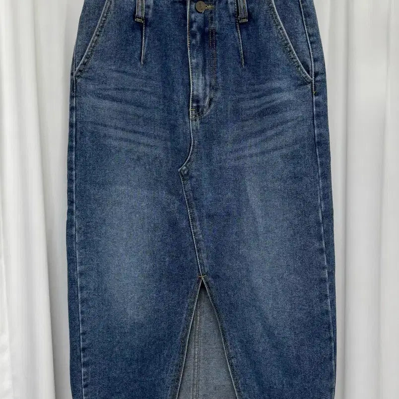 [BUNJANG] WIZ.D Slit Front Denim Skirt / [새상품] WIZ.D 청치마 슬릿 앞트임 데님 스커트