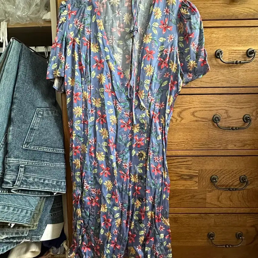 [BUNJANG] Zara Satin Flower Mini Dress XS / [XS] 자라 새틴 플라워 미니 원피스