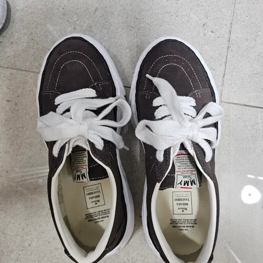 [BUNJANG] Mihara Yasuhiro Eric Brown Sneakers Size 43 / 미하라 에릭브라운 43