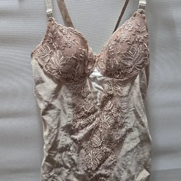 [BUNJANG] Venus All-in-One 85A Lace Design / 비너스 올인원 85A