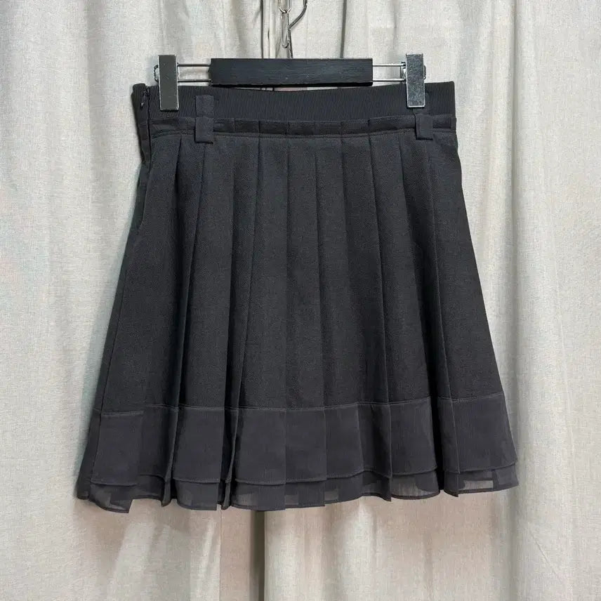 [BUNJANG] SJSJ Dark Grey Pleated Mini Skirt / SJSJ 한섬 다크그레이 플리츠 미니 스커트 치마