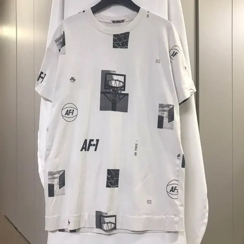 [BUNJANG] Nike Air Force 1 T-Shirt / 나이키 에어포스1 반팔(L사이즈)