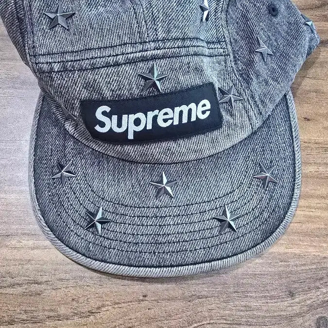 [BUNJANG] Supreme Star Stud Denim Camp Cap Washed Black 26SS / [새상품]슈프림 스타 스터드 데님 캠프캡 워시드 블랙 - 26SS