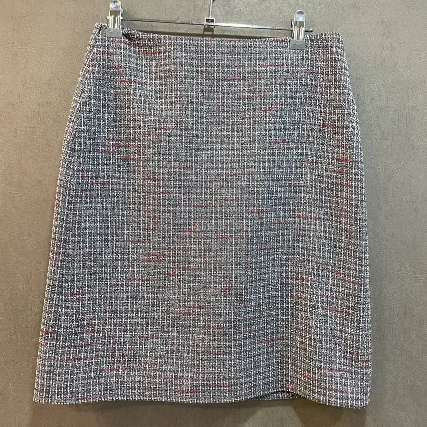 [BUNJANG] MOJO.S.FIN Tweed Mini Skirt Size 55 / 모조에스핀 트위드 스커트 55사이즈