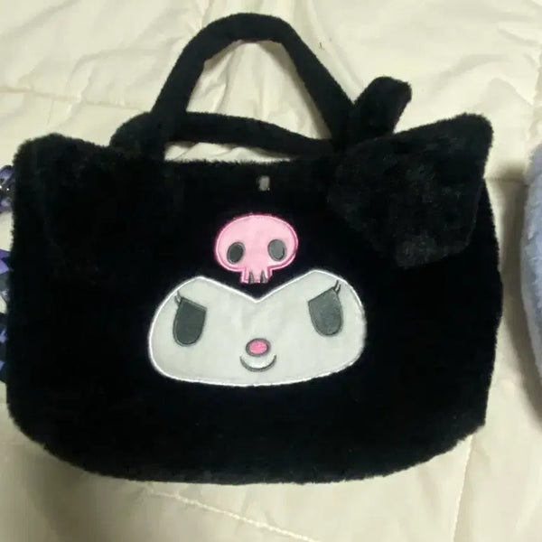 [BUNJANG] Kuromi Fluffy Tote Bag / 쿠로미 복슬복슬 토드백