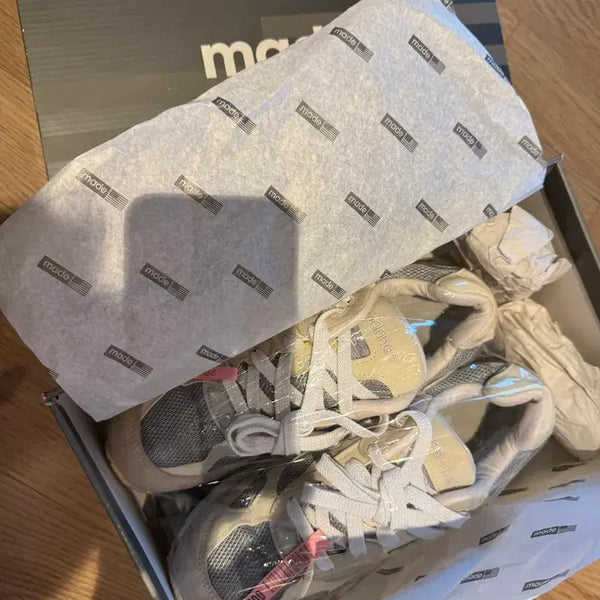 [BUNJANG] New Balance 992 White 250mm Sneakers / 뉴발란스 992 250 사이즈 화이트
