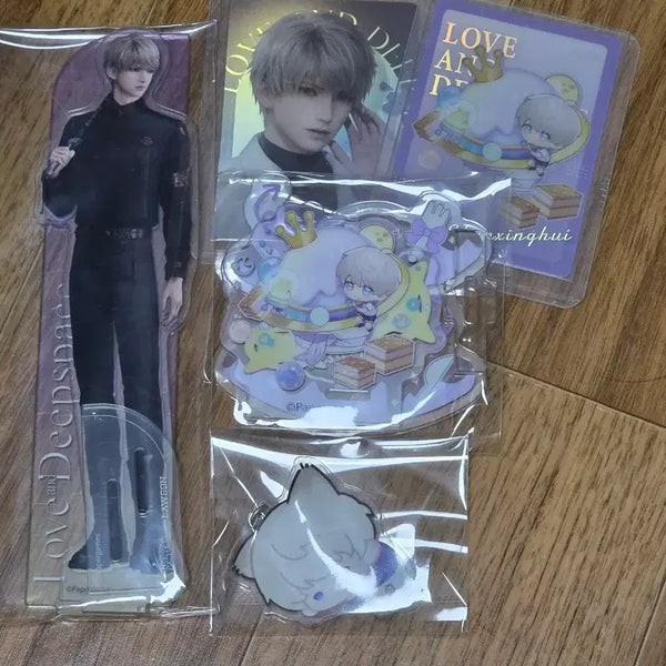 [BUNJANG] Love and Deepspace Shin Sung Hoon Acrylic Standees & Photocard Set / 러브앤딥스페이스 럽딥 심성훈 로손 아크릴 LD SD 포카 세트