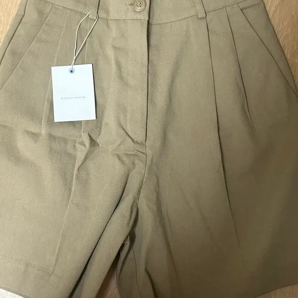 [BUNJANG] Ganaesra Cotton Two-Pleat Bermuda Shorts / (새상품) 가내스라 코튼 투핀턱 버뮤다 팬츠