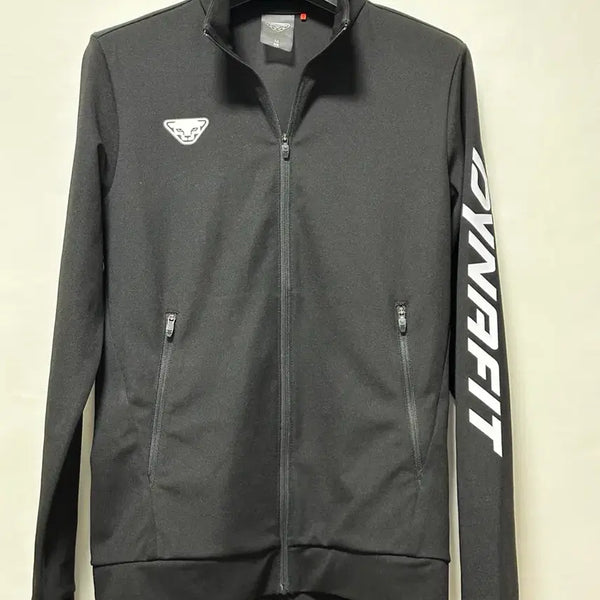 [BUNJANG] Dynafit Black Training Zip-up M / 다이나핏 블랙 트레이닝 집업 M
