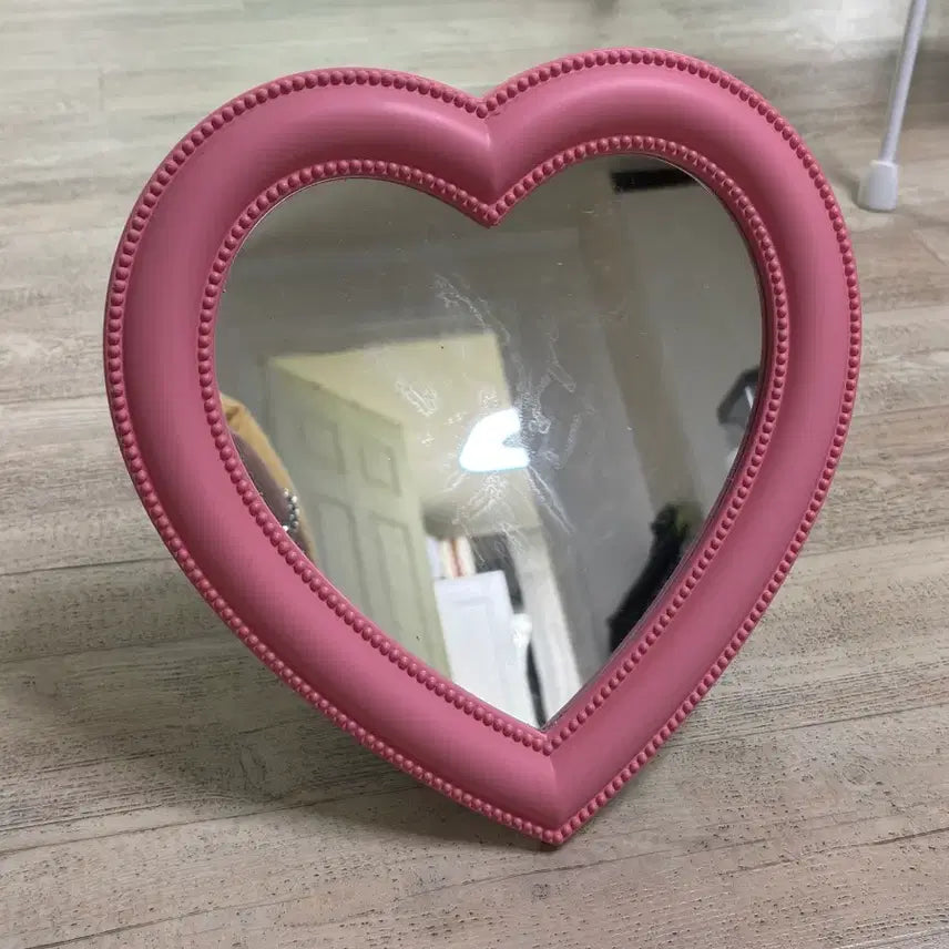 [BUNJANG] Pink Heart Tabletop Mirror / 핑크 하트 탁상 거울