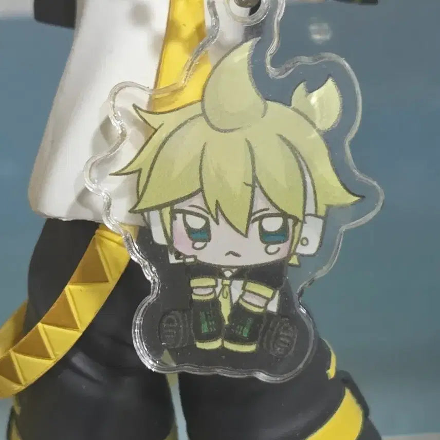 [BUNJANG] Vocaloid Kagamine Rin Acrylic Keychain / 보컬로이드 카가미네 렌 아크릴 키링