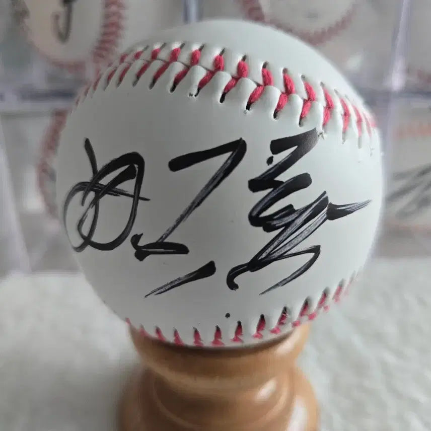 [BUNJANG] Hanwha Eagles Kang Seok-cheon Autographed Baseball / 한화이글스   강석천 레전드님  싸인볼