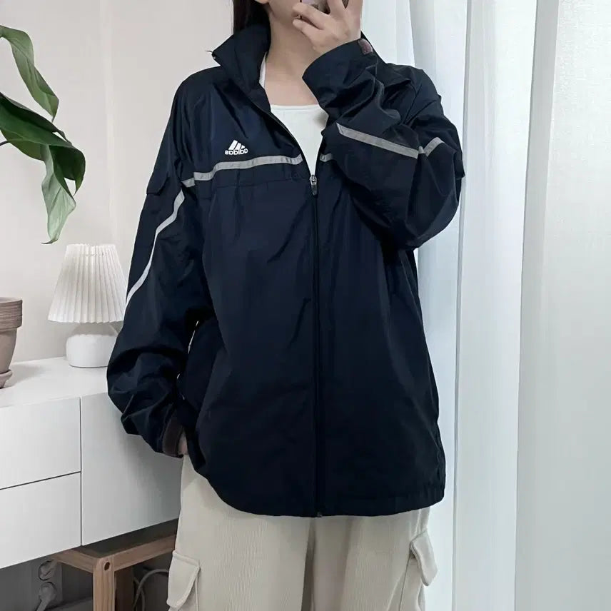 [BUNJANG] Adidas Navy Windbreaker Jacket (Size 110) / 아디다스 네이비 윈드브레이커 바막 [ 110 ]