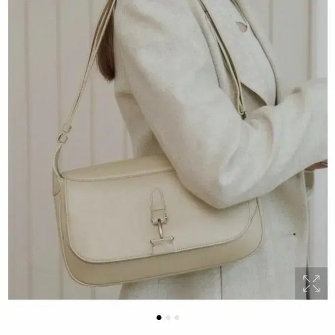 [BUNJANG] L'Edrus Sac Bambi Small Ivory Bag / 루에브르 삭드벨로 아이보리