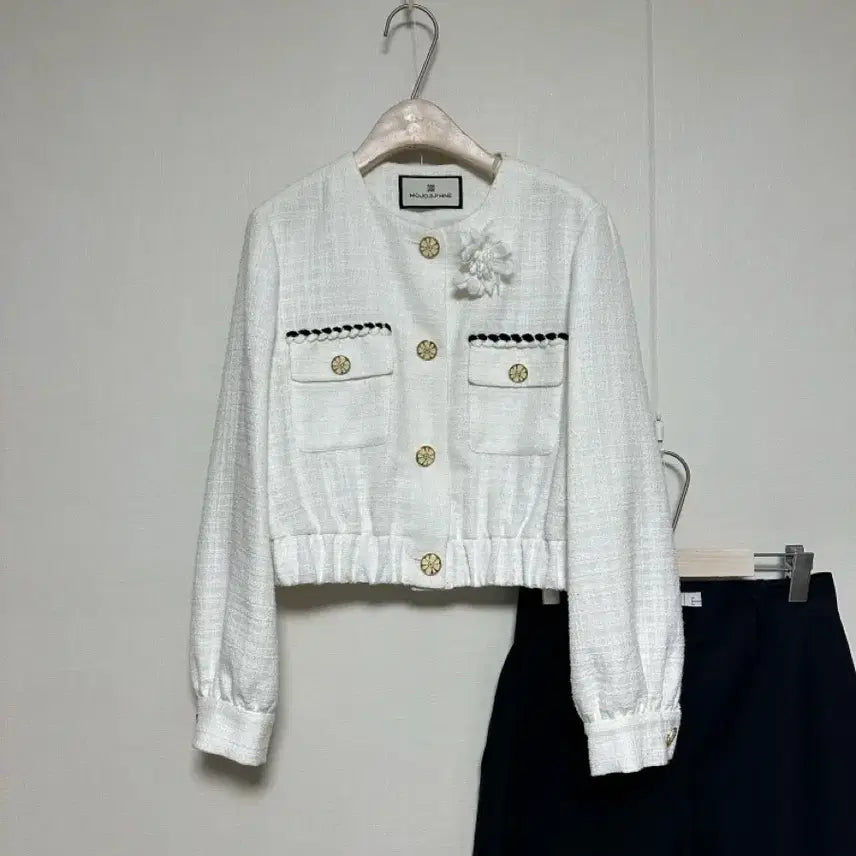 [BUNJANG] Mojo.S.F.N 23 Corsage Collarless Tweed Jacket / 모조에스핀23 코르사쥬 논카라 트위드자켓