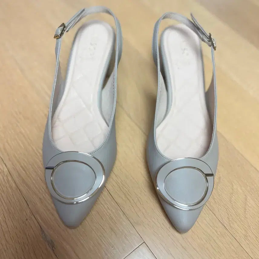 [BUNJANG] MISOPE Gold Ring Sandals (235) / MISOPE 골드 링 샌들 235