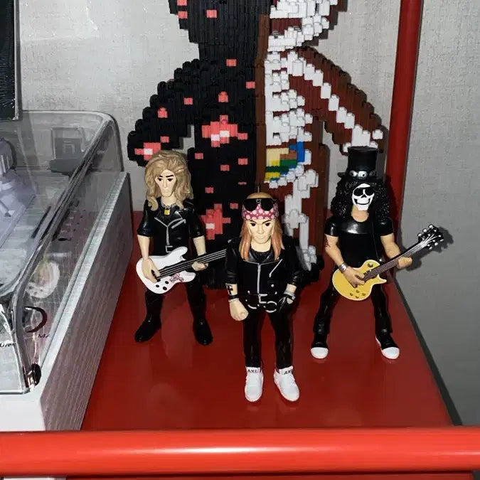 [BUNJANG] Guns N' Roses 3-Piece Figure Set / 건즈 앤 로지스 피규어 3종 세트
