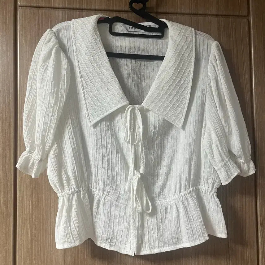 [BUNJANG] 8SECONDS White Cropped Blouse M Size / 에잇세컨즈 블라우스