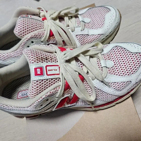 [BUNJANG] New Balance 1906R White Red Sneakers / 뉴발란스 1906R 화이트 레드 280