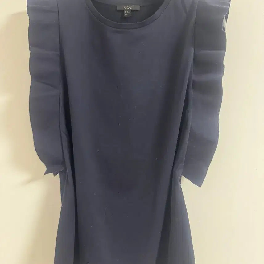[BUNJANG] COS Navy Cotton T-Shirt with Frill Detail (XS) / COS 네이비 티셔츠