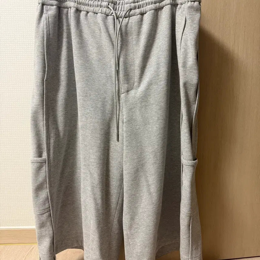 [BUNJANG] JUUN.J 26SS Waffle Bermuda Shorts Grey Size 50 / 준지 와플버뮤다 50