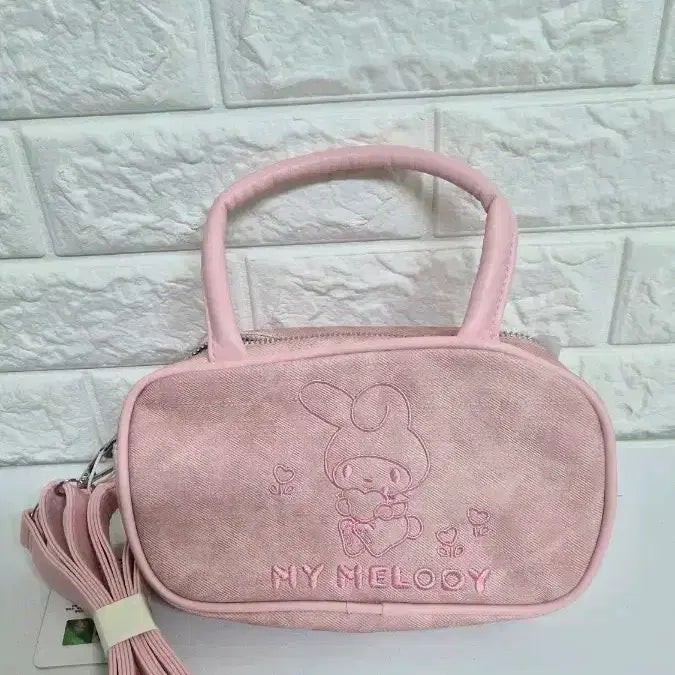 [BUNJANG] Hello Kitty Crossbody Bag (Ivory/Pink) / 헬로키티 크로스백 아이보리 핑크 새상품 개당가격 두개구매 15000