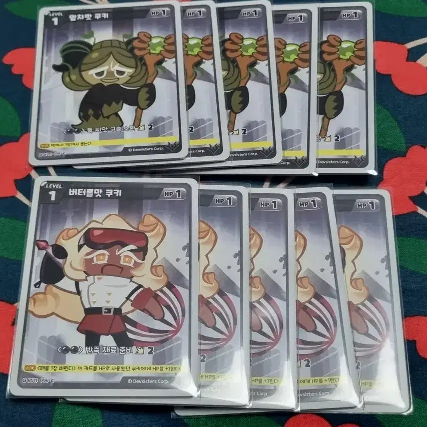 [BUNJANG] Cookie Run Kingdom Butter Roll Cookie & Matcha Cookie Card Bundle Set / 쿠키런킹덤 버터롤맛 쿠키, 말차맛 쿠키 카드 굿즈 일괄
