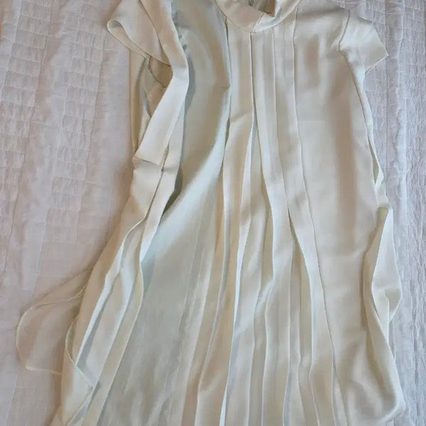 [BUNJANG] KUHO Sleeveless Blouse / 구호(새상품) 캡소매 블라우스