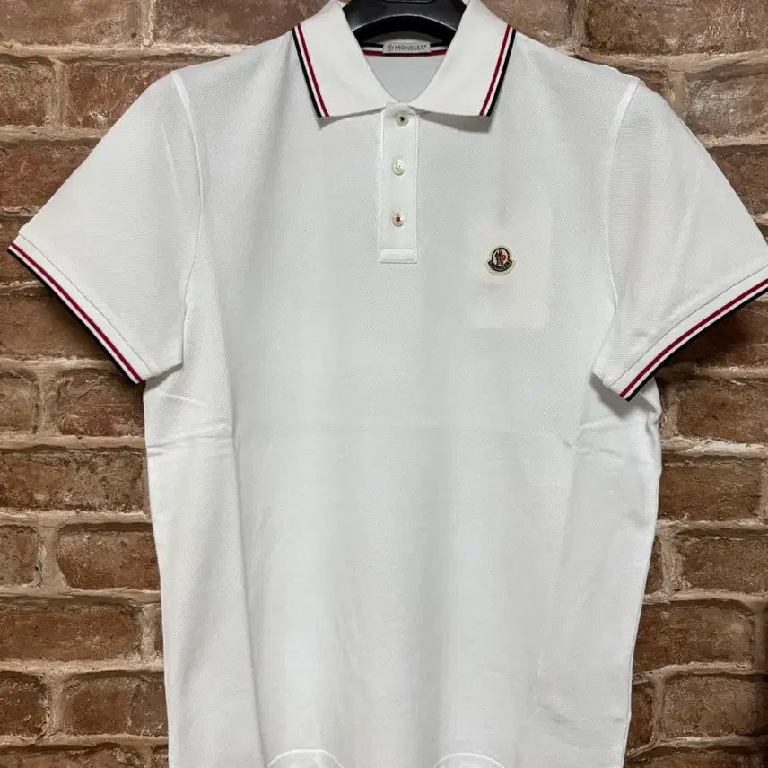 [BUNJANG] Moncler 24FW Patch Polo T-Shirt White / 몽클레어 24fw 패치 폴로 반팔 티셔츠 화이트