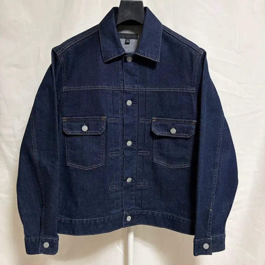 [BUNJANG] Uniqlo 2nd Generation Denim Trucker Jacket Raw S / 유니클로 2세대 데님 트러커 자켓 / 생지, S