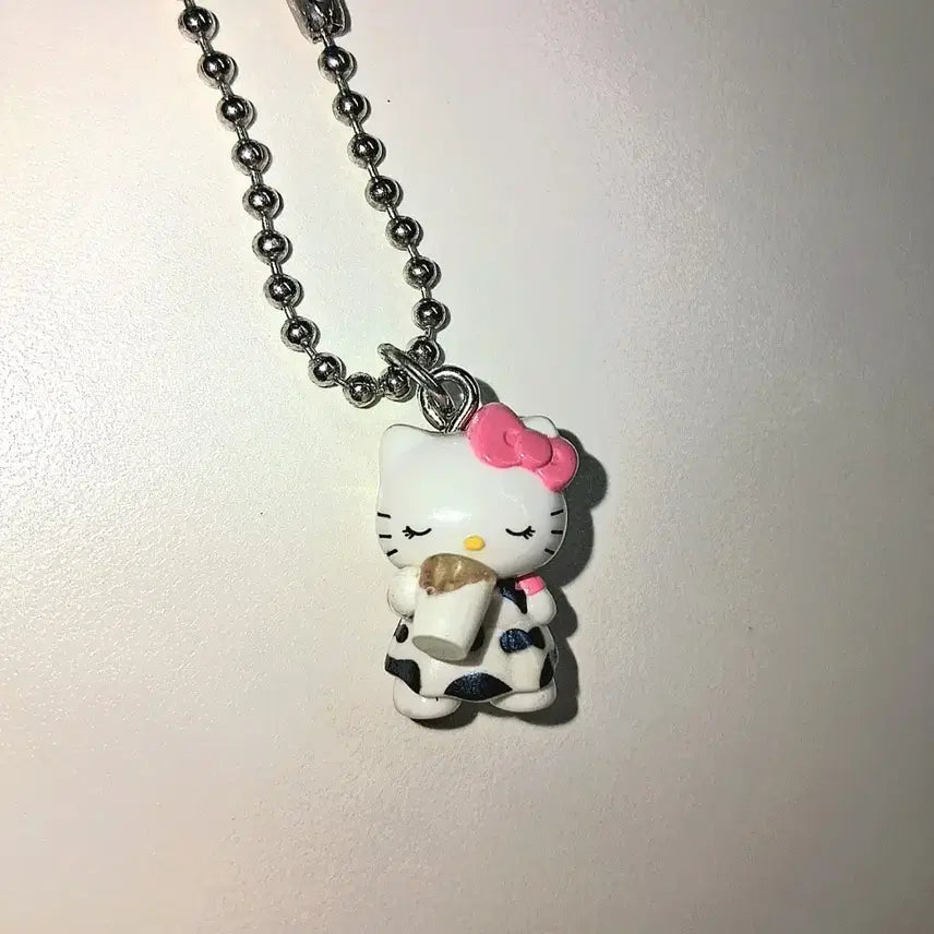 [BUNJANG] Classic Milk Drinking Kitty Strap / 고전 우유마시는키티스트랩