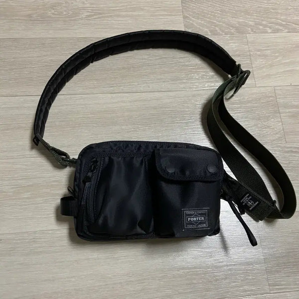[BUNJANG] Yoshida Porter Compart Shoulder Bag + Porter Equipment Strap 40 / 요시다포터 컴파트 숄더백+포터 이큅먼트 스트랩 40 블랙